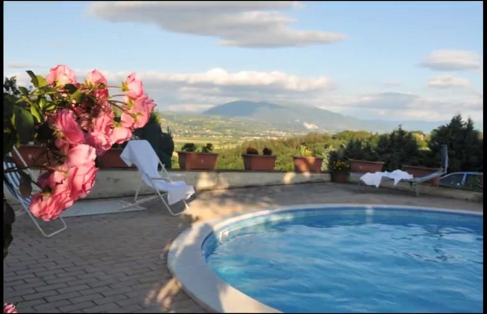 Agriturismo La Ginestrella Civitella D'Arna Zewnętrze zdjęcie