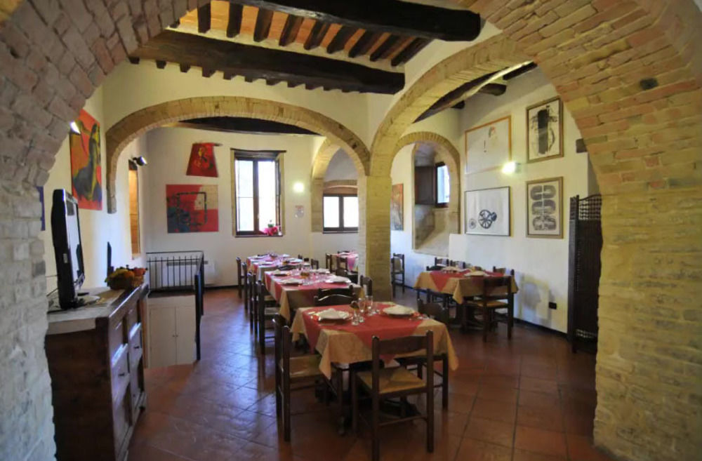 Agriturismo La Ginestrella Civitella D'Arna Zewnętrze zdjęcie